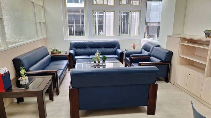 Lounge Area: Comfortable sofa seating creates a relaxed and welcoming atmosphere, fostering interaction and rest among faculty, staff, and students.